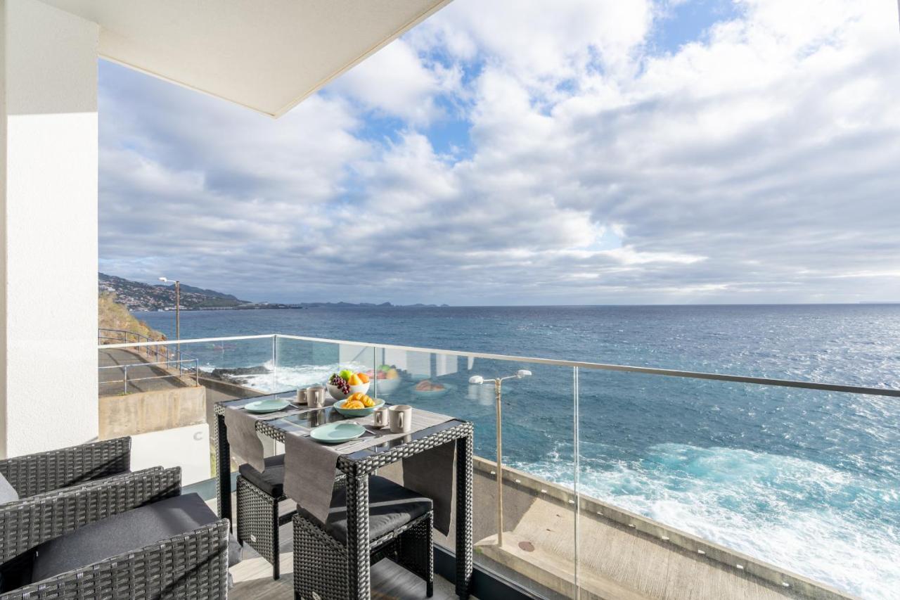 Sea View Balcony By Madeira Sun Travel Apartment Santa Cruz  Exterior photo