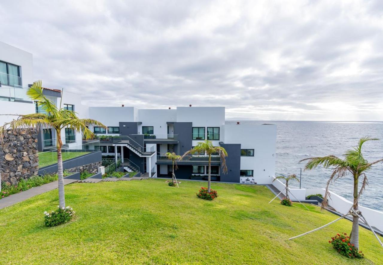 Sea View Balcony By Madeira Sun Travel Apartment Santa Cruz  Exterior photo